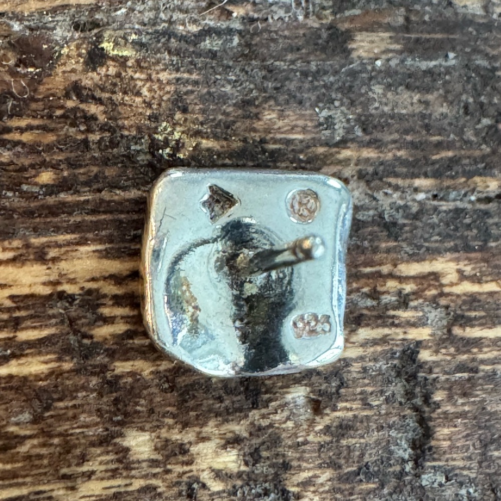 Silpada Square Ripple Earrings P1656 - Picture 5 of 6